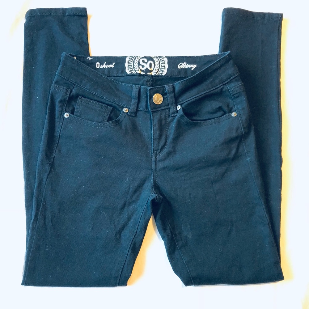Black skinny jeans